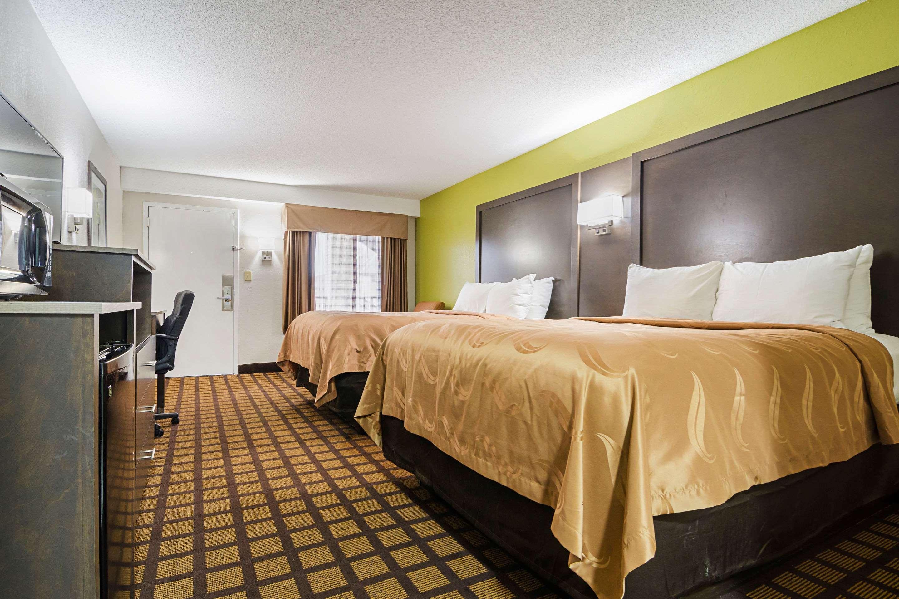 Quality Inn Raeford Exterior photo